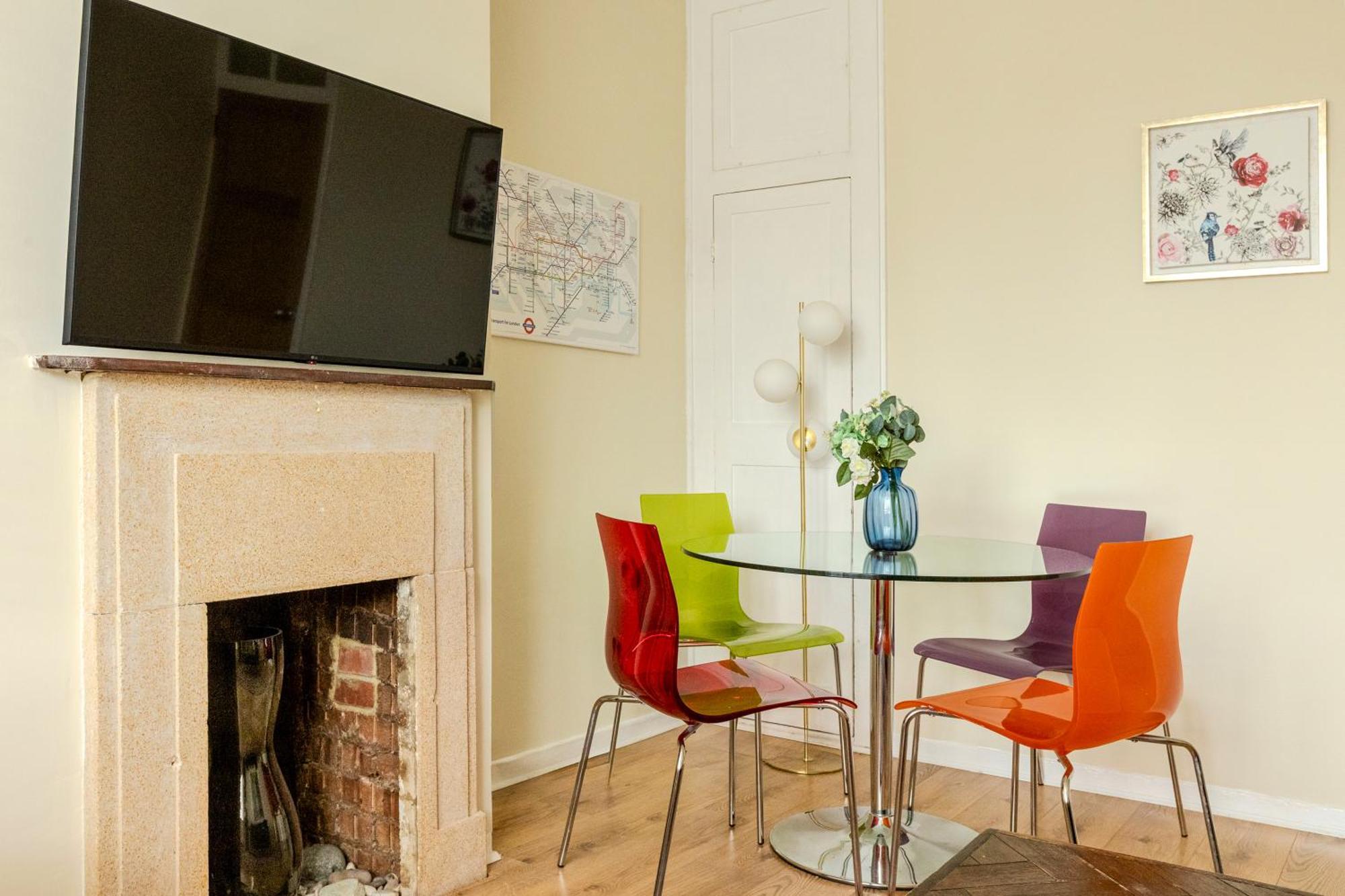 Bright Modern 1 Bedroom Flat, 5 Min To Vauxhall St * London